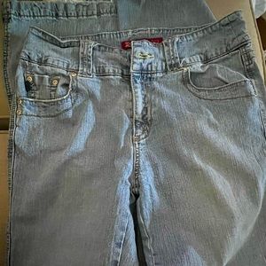 VINTAGE Z CAVARICCI JEANS!! Women’s Size 12  Light Wash